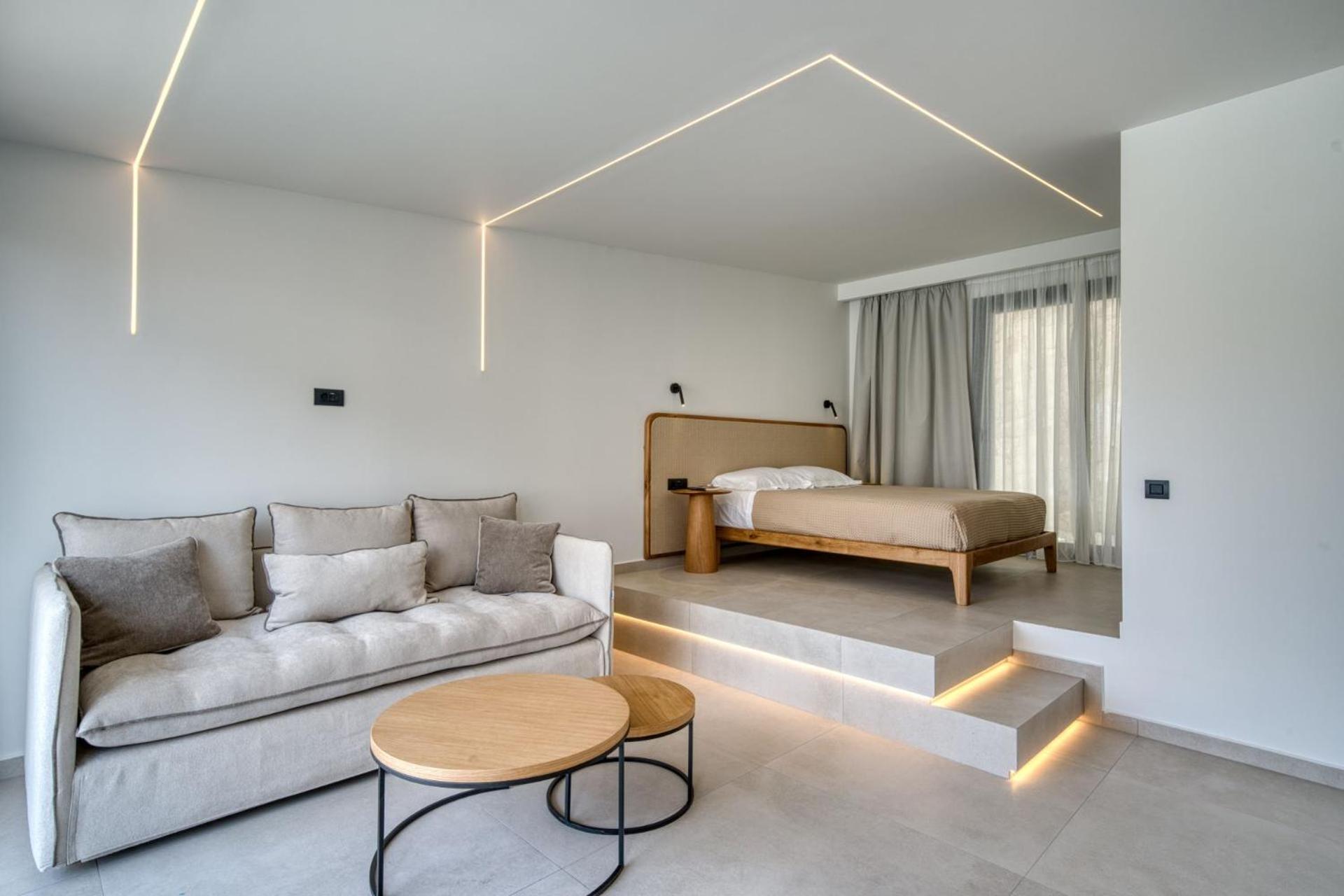 Anima Deluxe Suites ナフプリオ エクステリア 写真